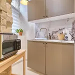 New 1 Bedroom Townhouse Steps Away From Waterfront Сasa de vacaciones *